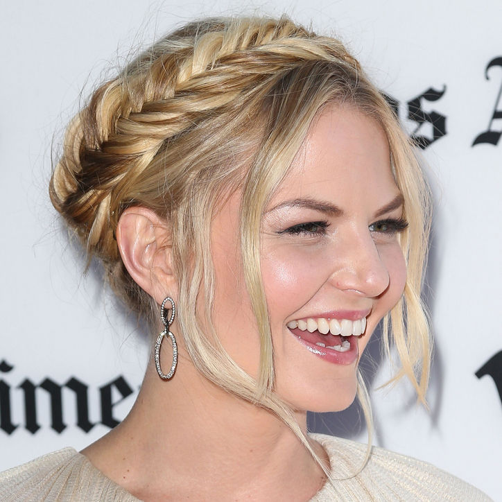16 Simple Elegant Hairstyles For Your Next Big Event