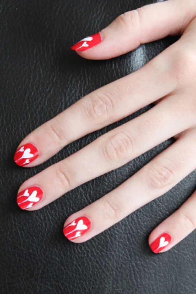 Red Nail Design White Hearts Fmag Com