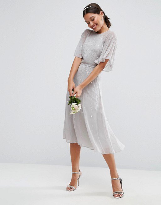 How to Wear Flutter Sleeve Dress: 15 Gorgeous Ways - FMag.com