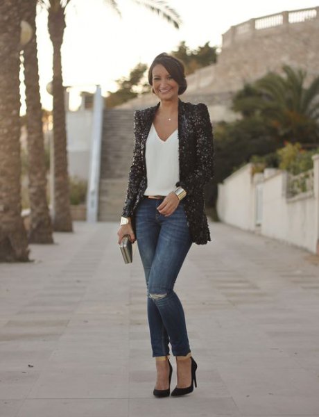 How To Wear Sequin Blazer: 15 Amazing Outfit Ideas - FMag.com