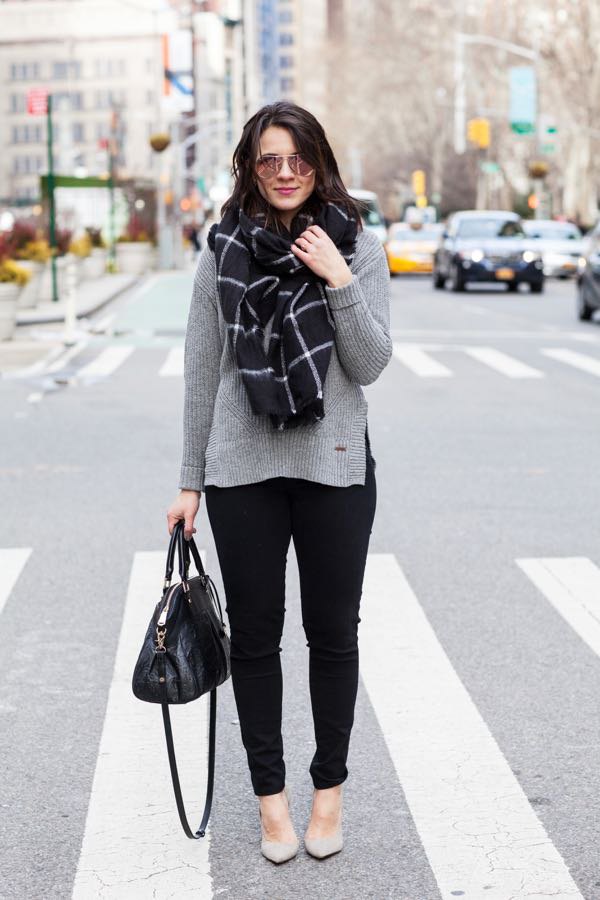 How to Wear Black Scarf: Top 13 Breezy and Stylish Outfit Ideas for Women -  