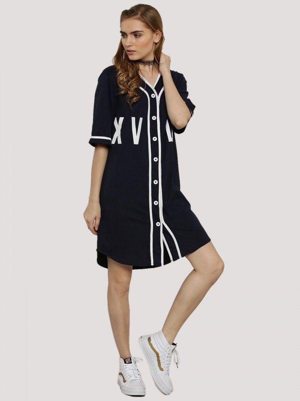 How to Style Baseball Jersey Shirt 