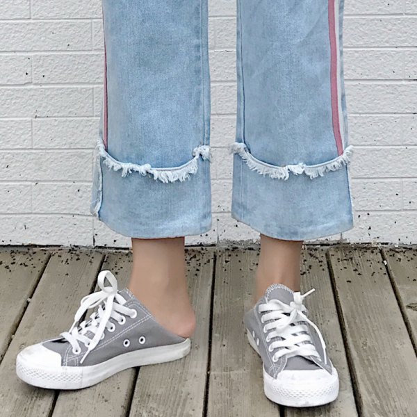 pleated blue jeans